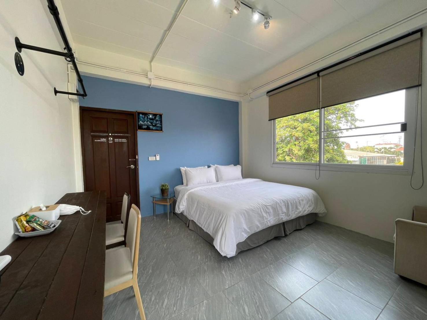 Self Check-In Apartment By Baiput Hometel فرا ناخون سي أيوتثايا المظهر الخارجي الصورة