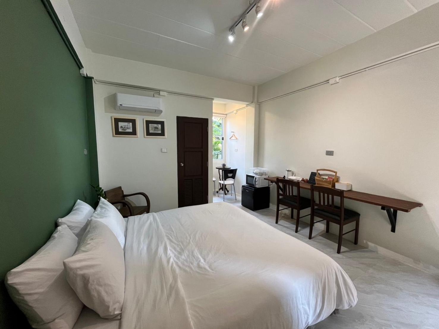 Self Check-In Apartment By Baiput Hometel فرا ناخون سي أيوتثايا المظهر الخارجي الصورة